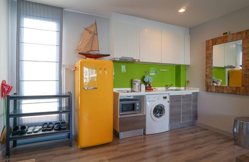 Hua Hin House | 2BR Beachfront Resort -The Crest Santor