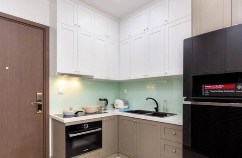 Phu Nhuan Apartment | 2BRs Apartment in Modern Building w/Free Gym, Pool and Airport Pick up