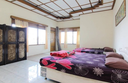 Ciwidey Bed & Breakfast | 30 m² Bed and breakfast ∙ 4 guests