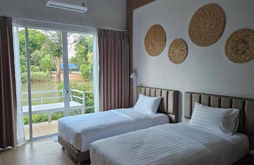 Doem Bang Hotel | 30 m² Hotel ∙ 2 guests