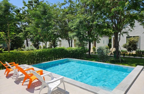Doem Bang Hotel | 30 m² Hotel ∙ 2 guests
