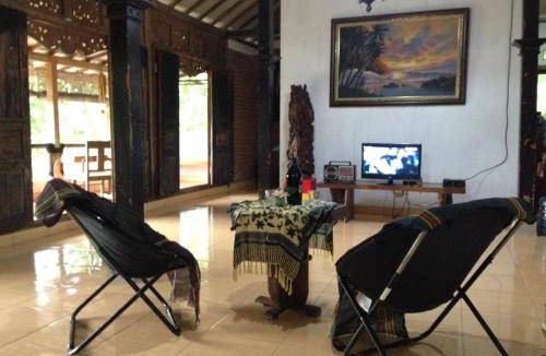 Pacitan Bed & Breakfast | 300 m² Bed and breakfast ∙ 2 bedrooms ∙ 6 guests