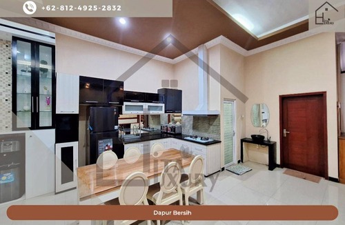 Banyuwangi House | 300 m² House ∙ 4 bedrooms ∙ 13 guests