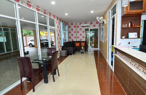 Mueang Samut Prakan District Apartment | 33 m² Serviced apartment ∙ 127 guests