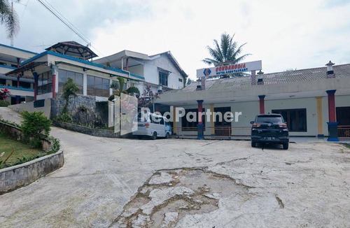 Cisarua Hotel | 34 m² Hotel ∙ 4 guests