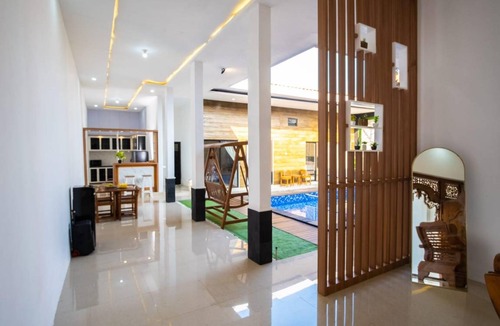 Purwokerto Villa | 350 m² Villa ∙ 4 bedrooms ∙ 8 guests