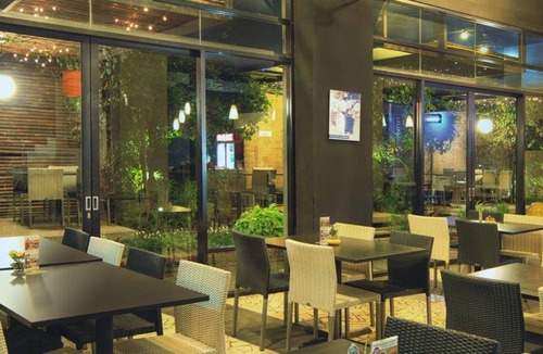 Cimahi Apartment | 36 m² Apartment ∙ 2 bedrooms ∙ 4 guests