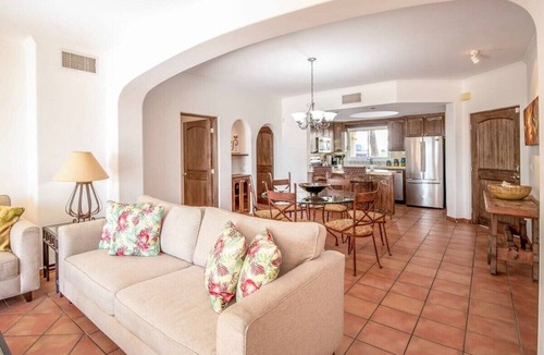 Zona Hotelera Apartment | 3BR/3BA Ocean View Perfect for Families