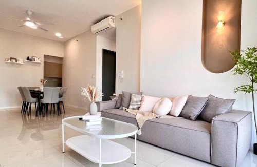 Taman Bukit Mewah Apartment | 3BR-Mocha-Paradigm Residence by Guesthouse-6-8Pax