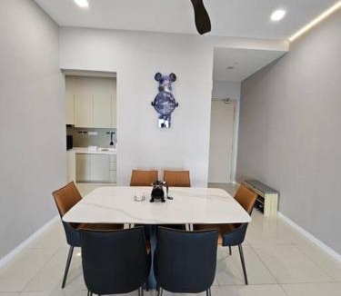 Taman Bukit Mewah Apartment | 3BR The Luxurie at Paradigm Mall Residences