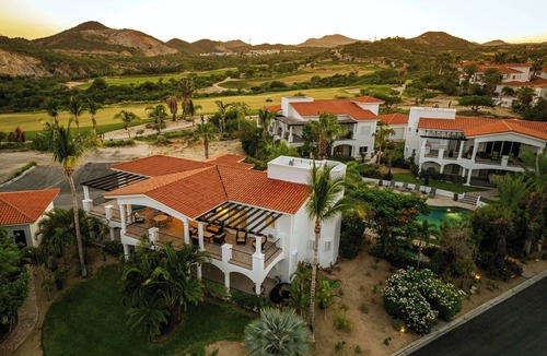 Palmilla Villa | 3BR Townhouse with Dunes Membership!
