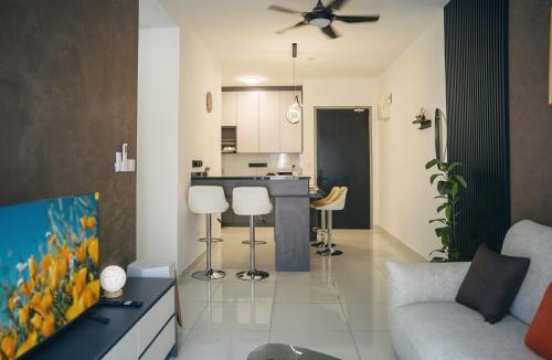 Kampung Bukit Dukong Apartment | 3BR Traders Park Apartment Cheras KL