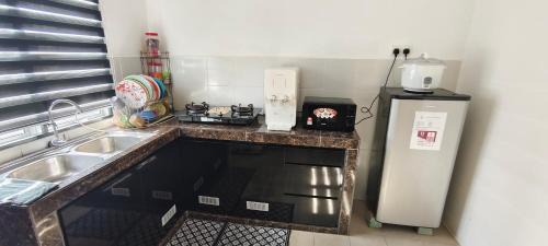 Lumut House | 3Q Impiana Homestay Teluk Senangin
