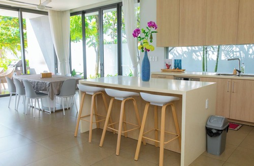 Vung Tau Villa | 4-Bedrooms BEACHFRONT villa Sanctuary Ho Tram resort, Cooking,BBQ & Pets allowed