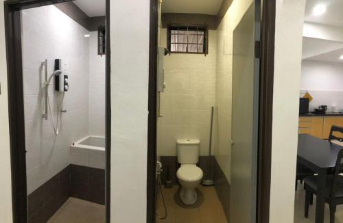 Kampung Kelang Sagu House | 4 Bedrooms Semi D Homestay by Mr Homestay