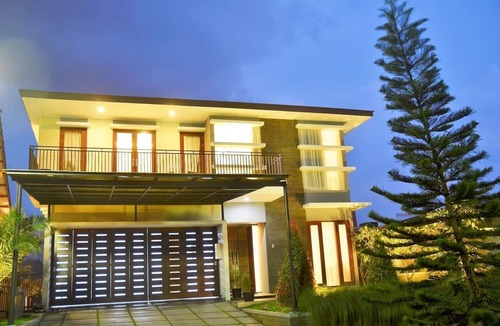 Bandung Villa | 4 BR Mountain View Villa with a private pool 1