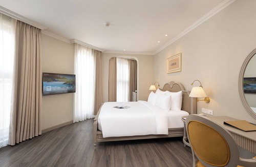 Sa Pa Bed & Breakfast | 4-Star Comfort with Friendly Hospitality in perfect Sa Pa with AC