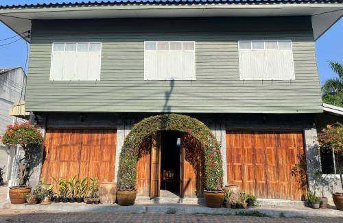 Prakhon Chai Bed & Breakfast | 40 m² Bed and breakfast ∙ 2 guests