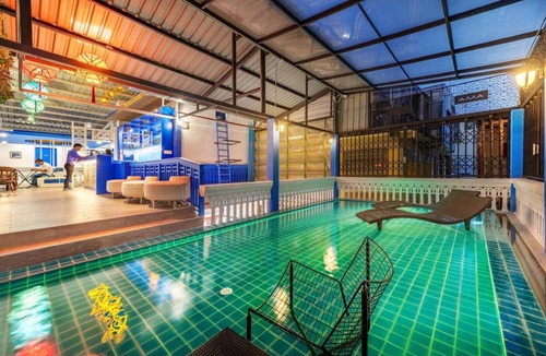 Chakkrawat Hostel | 40 m² Hostel ∙ 127 guests