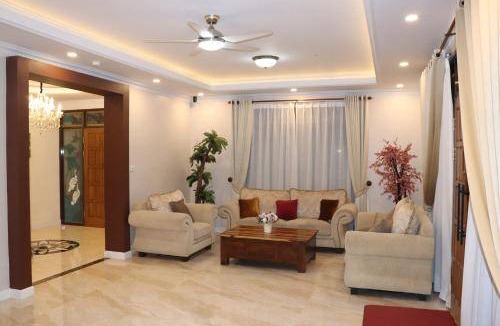 Majalengka Villa | 400 m² Villa ∙ 3 bedrooms ∙ 12 guests
