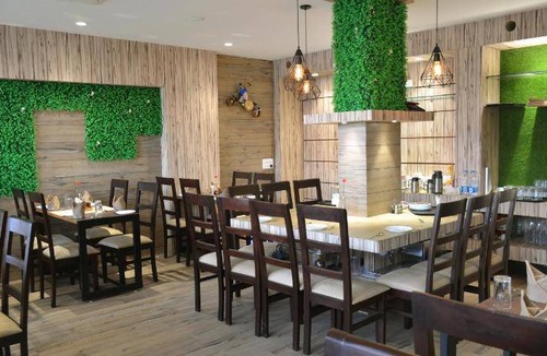 Bareilly Hotel | 42 m² Hotel ∙ 4 guests