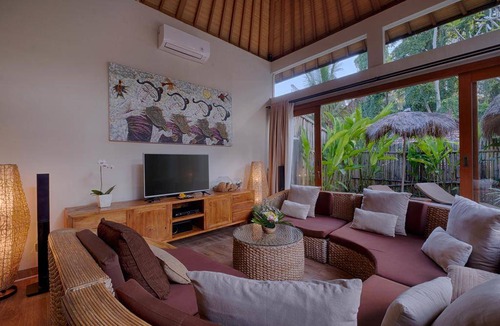 Ubud Villa | 450 m² Villa ∙ 4 bedrooms ∙ 8 guests