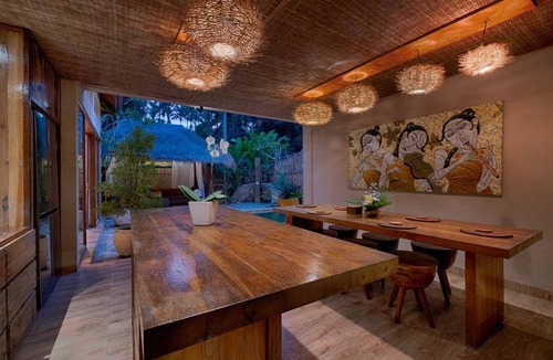 Ubud Villa | 450 m² Villa ∙ 4 bedrooms ∙ 8 guests