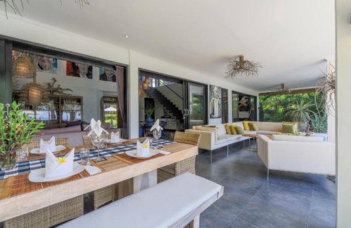 Kalisada Villa | 460 m² Villa ∙ 6 bedrooms ∙ 12 guests