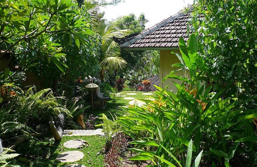 Sukasada House | 47 m² Bungalow ∙ 1 bedroom ∙ 3 guests