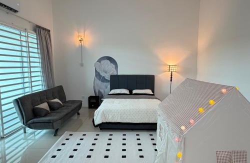 Kampung Lembah House | 4B 3R Cozy Spacious Near Dewan Millenium Fully Aircond