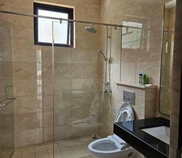Batam Villa | 4BR Private Villa with Pool in the Heart of city