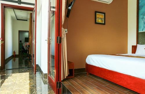 Cam Pho Bed & Breakfast | 5 minutes walking to the town center! Great rooms with balcony