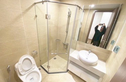 Tu Liem Apartment | [50% OFF] BRAND NEW Luxury Apt w Lake View Balcony