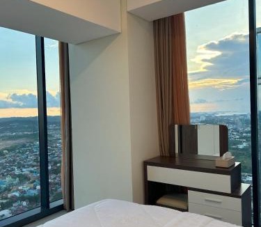 Batam Apartment | 53rd Floor, 2 BR, Netflix, Apt with view by SKY