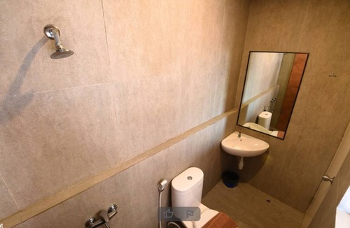 Surabaya House | 59 m² Motel ∙ 2 guests
