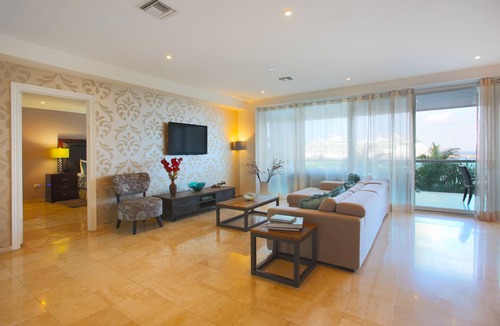 Cozumel Condo | 5★luxury ocean view condo with the best amenities, close to town and beaches