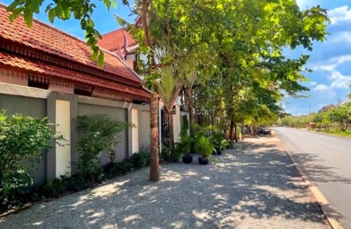 Siem Reap Villa | 6 Rooms Oudom Sokhomal Private Wellness Villa & Retreat