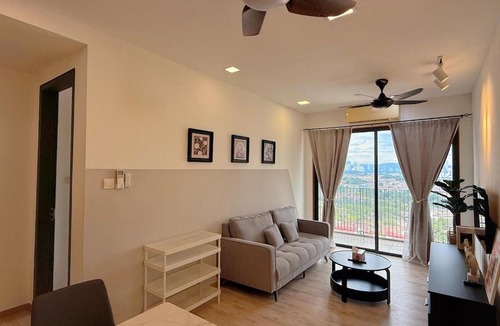 Petaling Jaya Apartment | 6PX Family Connecting Emporis Near Segi, KD & Thomson Hospital