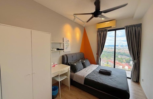 Petaling Jaya Apartment | 6PX Family Connecting Emporis Near Segi, KD & Thomson Hospital