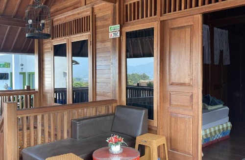 Lembang Hotel | 70 m² Hotel ∙ 6 bedrooms ∙ 19 guests