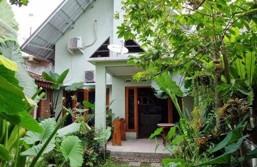 Prawirotaman House | 70 m² House ∙ 3 bedrooms ∙ 9 guests