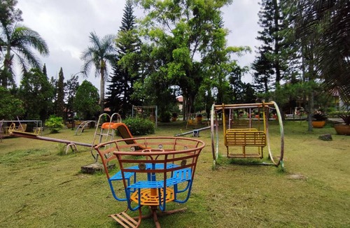 Cipanas Resort | 70 m² Resort ∙ 3 bedrooms ∙ 6 guests