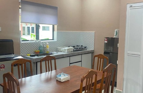 Parit Raja House | 72 m² House ∙ 3 bedrooms ∙ 5 guests