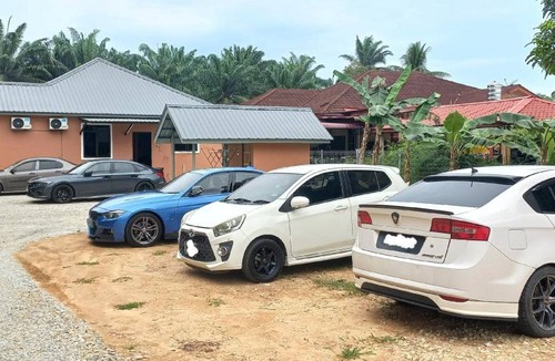 Parit Raja House | 72 m² House ∙ 3 bedrooms ∙ 5 guests
