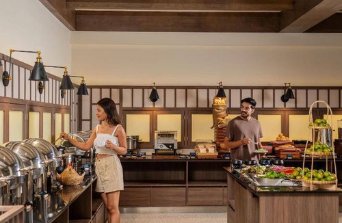 Bang Khun Phrom Hotel | 77 m² Hotel ∙ 127 guests