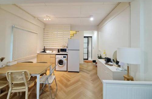 Siriraj Hostel | 80 m² Hostel ∙ 6 guests