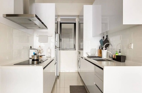 George Town Apartment | 9 min drive to city, Hightfloor city view, rooftop pool, H&C Water Purifier