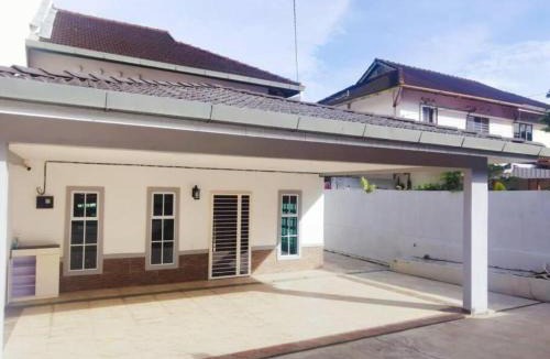 Tanjung Tokong House | 90 Home4Stay 2storeySemi-D gurney&beach Shopping local food