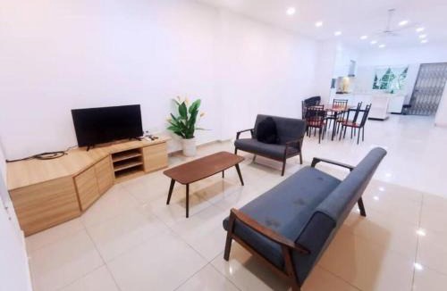 Tanjung Tokong House | 90 Home4Stay 2storeySemi-D gurney&beach Shopping local food