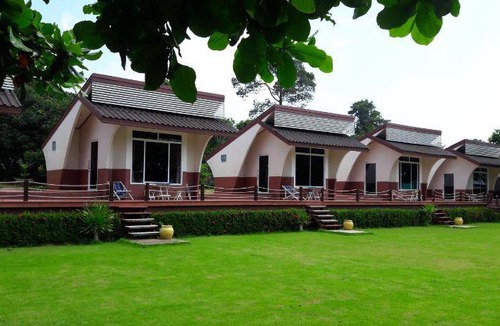 Laem Ngop Resort | 90 m² Resort ∙ 4 guests